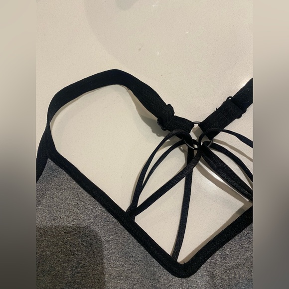 FREE W/purchase Puma Sports Top new cell phone running case - Picture 4 of 8